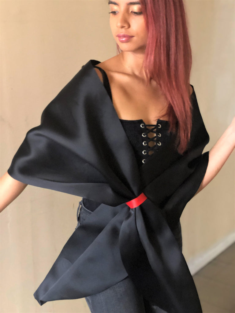 Wrap with Red Loop