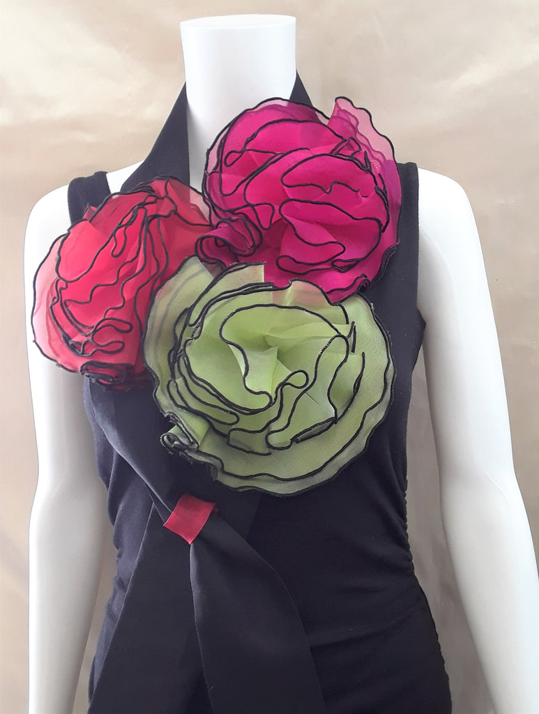 Flower Wrap with Ties Black / 49 x 12 by Mina Mann