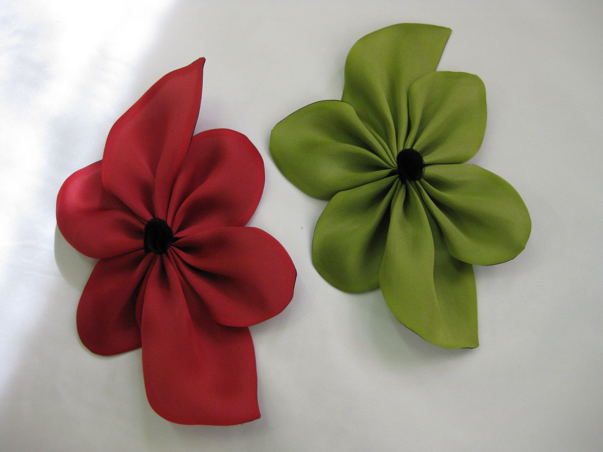  Flower Pins For Clothes